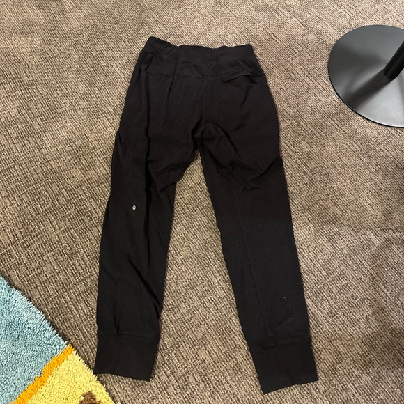 Lululemon pants, black, size large - Picture 1 of 5